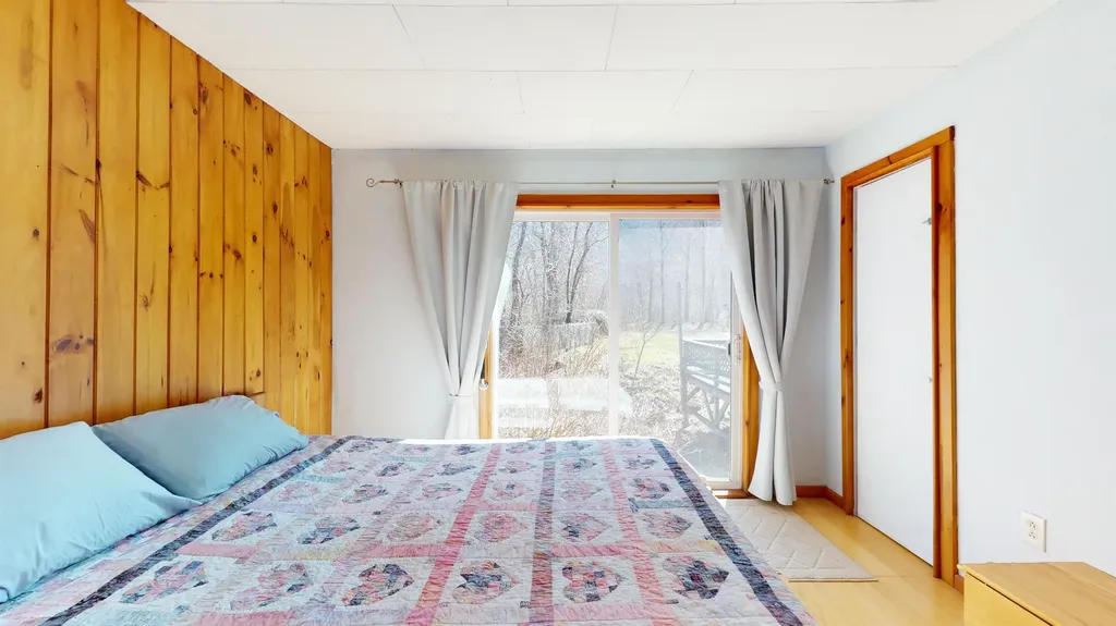 3950 Vt Route 17 Starksboro VT 05487