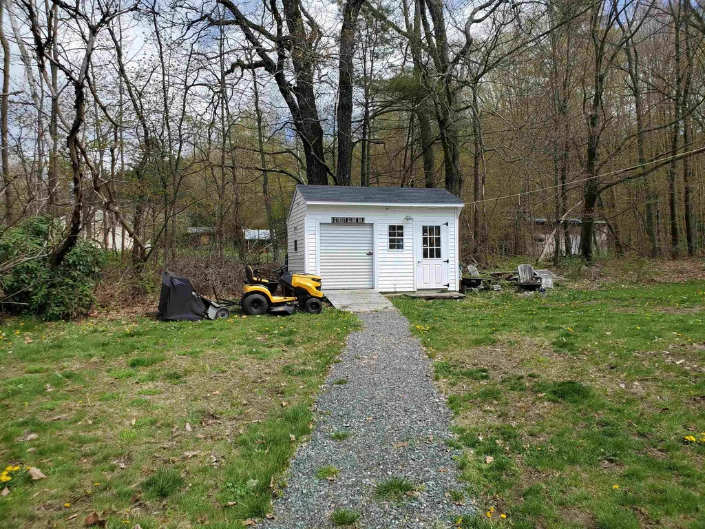 22 Rudsboro Road Lebanon NH 03766