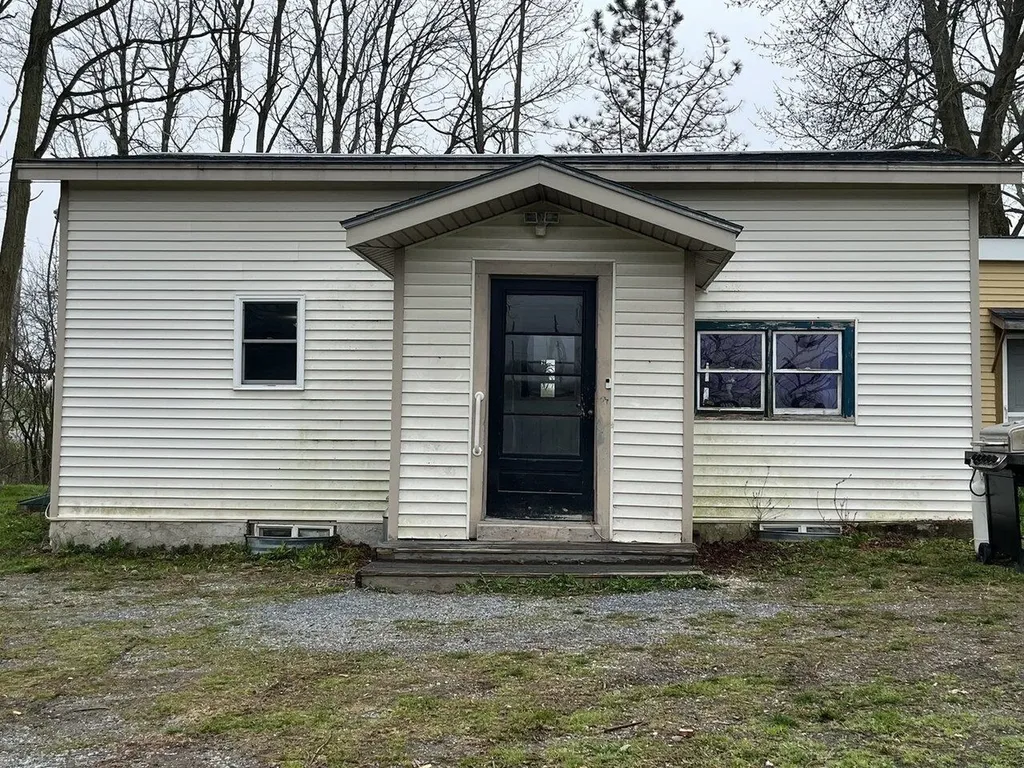 30 Lake Road Charlotte VT 05445