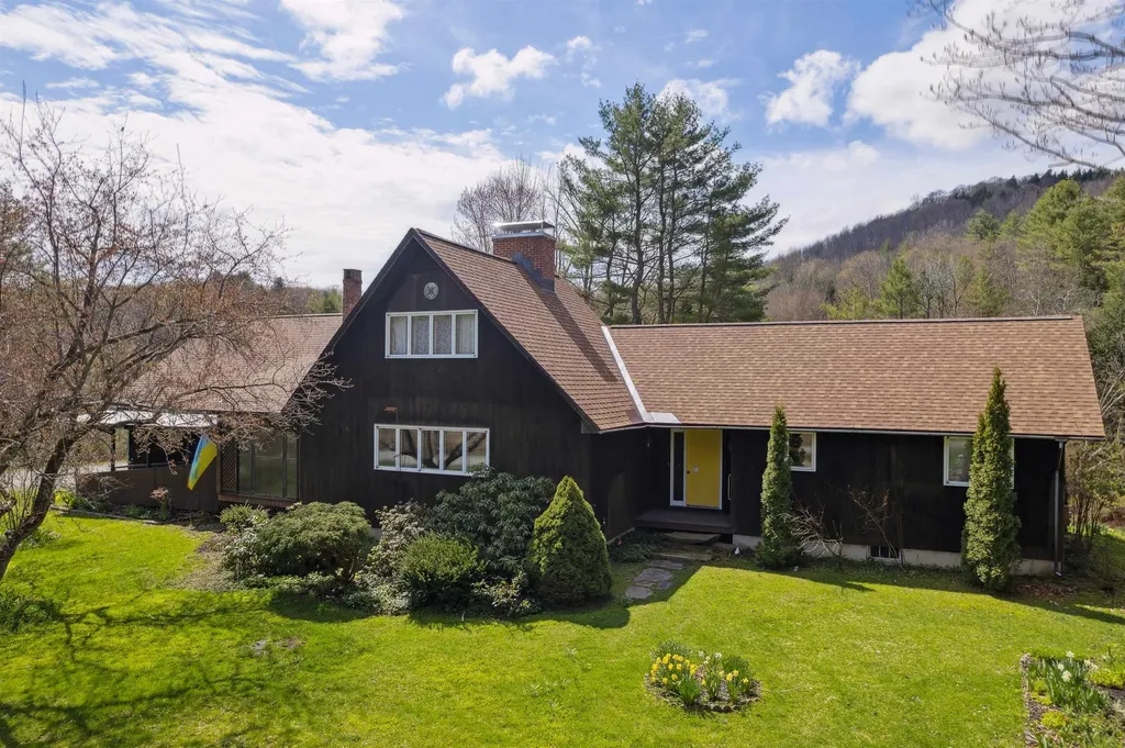 717 Allen Hill Road Pomfret VT 05053