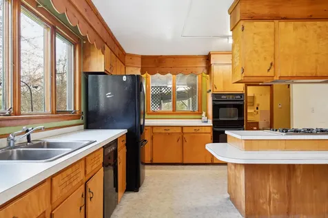 717 Allen Hill Road Pomfret VT 05053