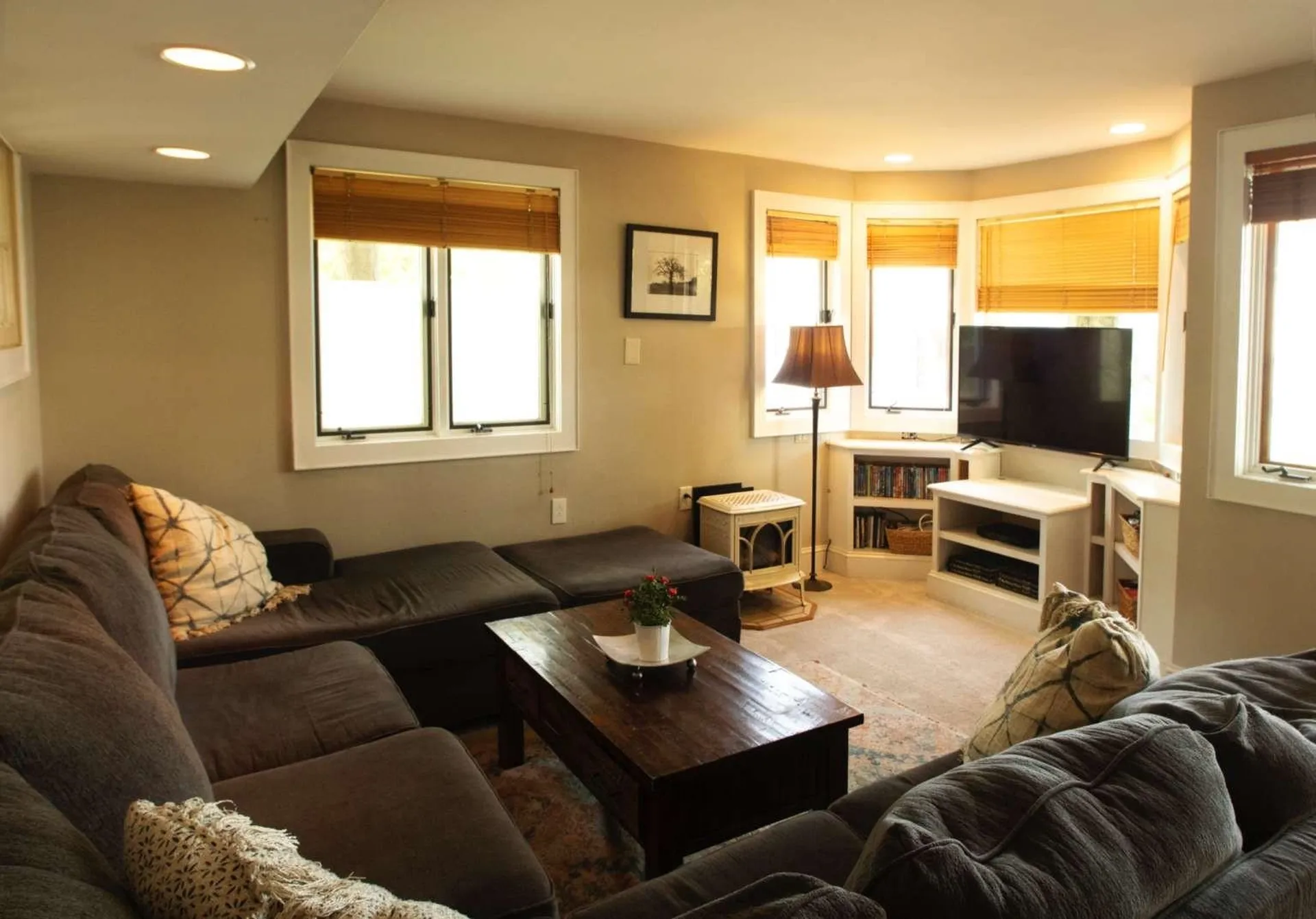 35 Adams Court Burlington VT 05401