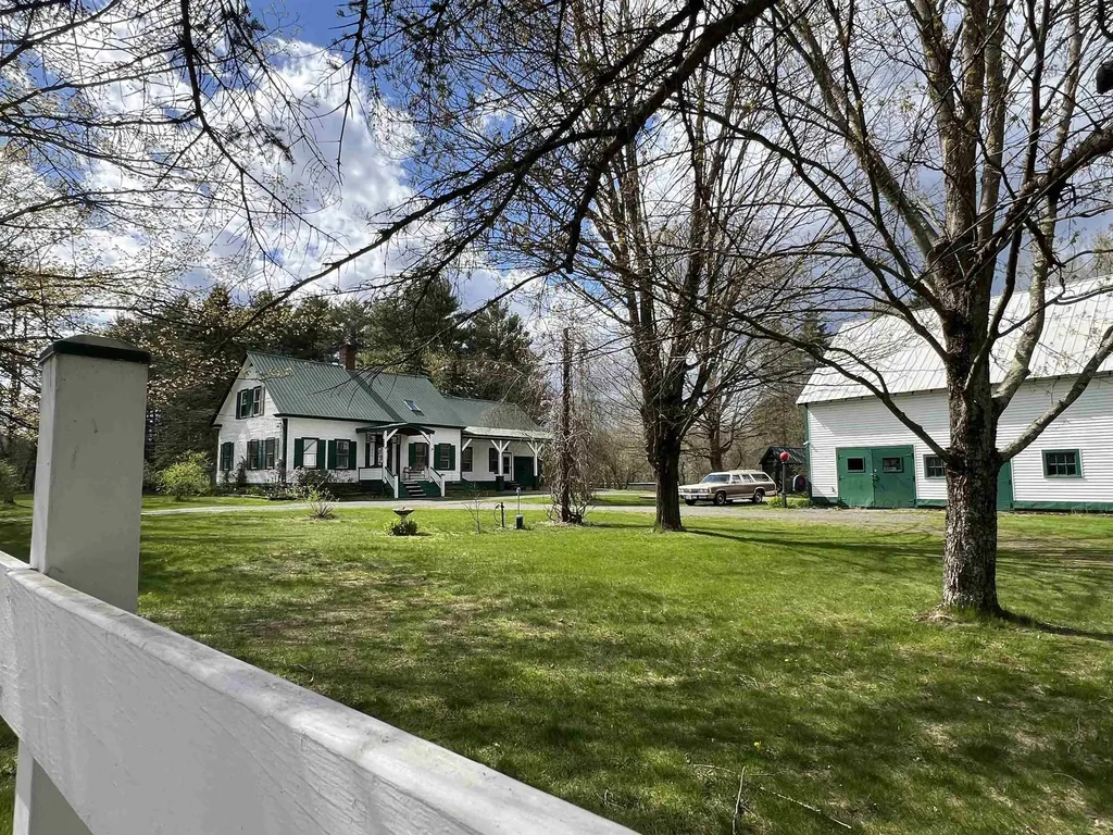 228 Sugar River Drive Claremont NH 03743