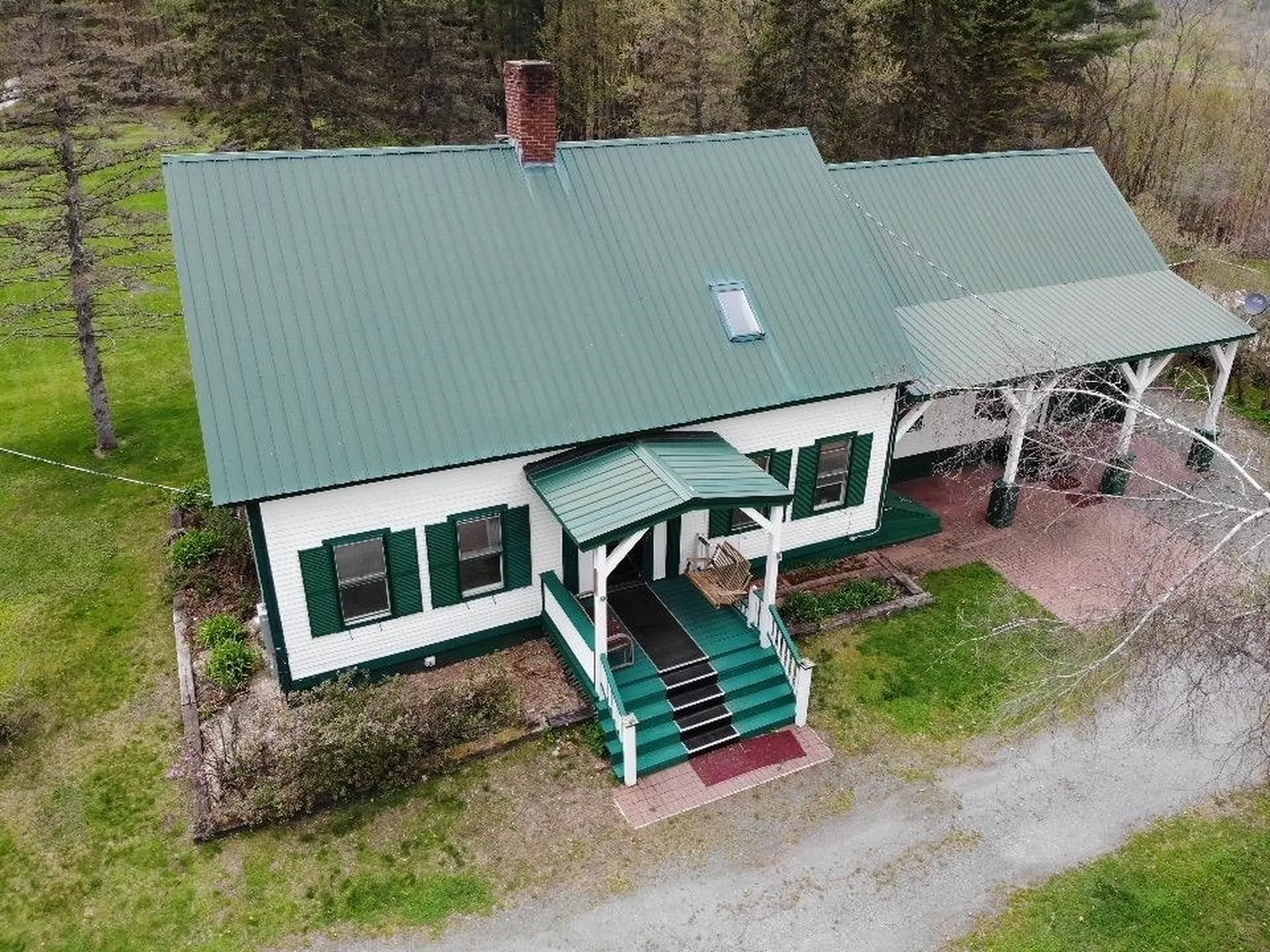 228 Sugar River Drive Claremont NH 03743