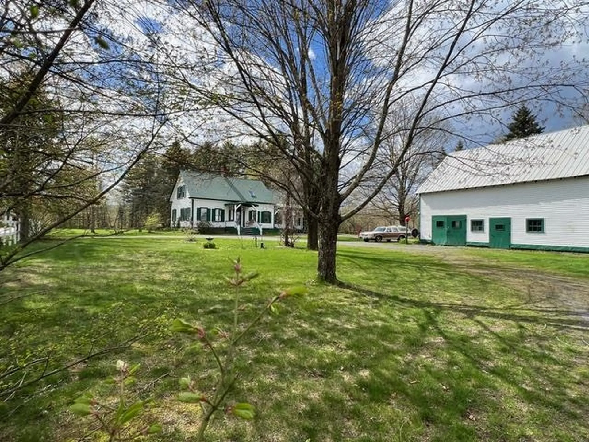228 Sugar River Drive Claremont NH 03743