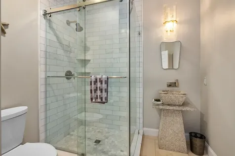 97 Eastwood Drive Portsmouth NH 03801
