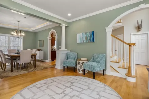 97 Eastwood Drive Portsmouth NH 03801