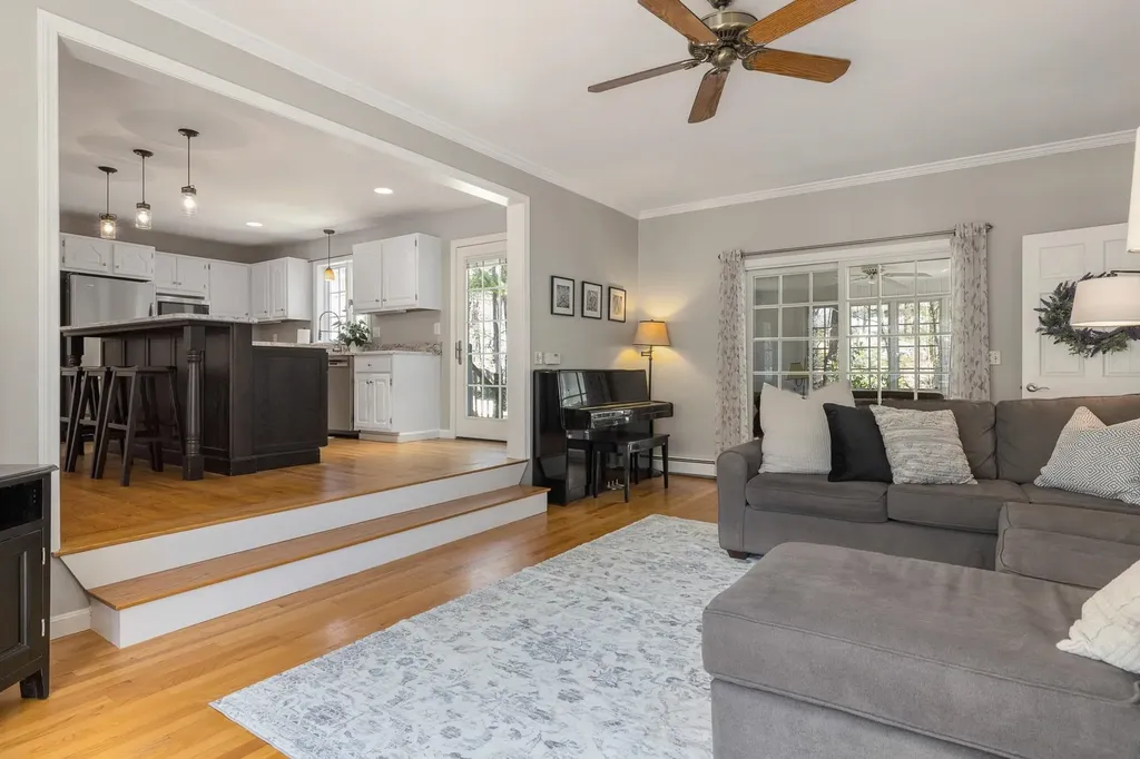 12 Shearwater Street Durham NH 03824