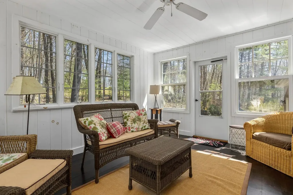 12 Shearwater Street Durham NH 03824