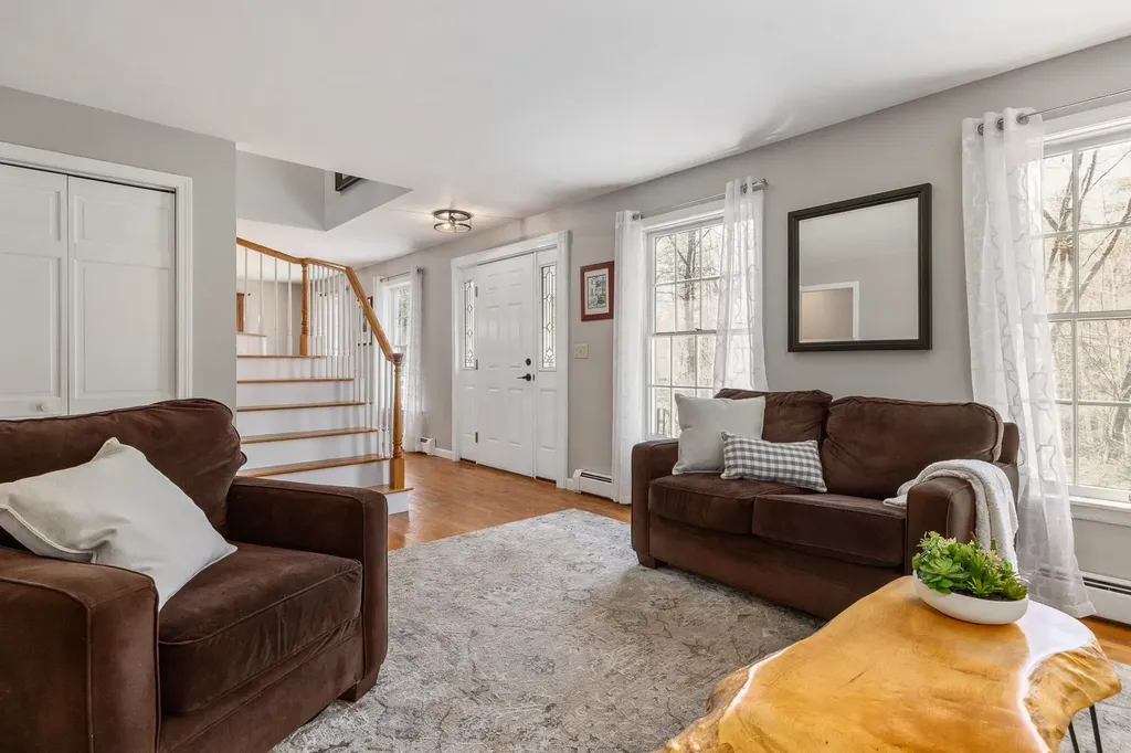 12 Shearwater Street Durham NH 03824
