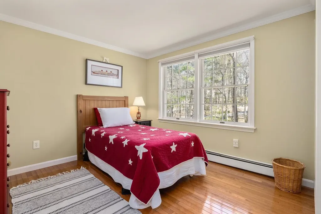 12 Shearwater Street Durham NH 03824