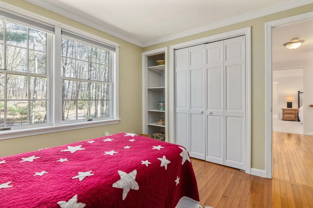 12 Shearwater Street Durham NH 03824