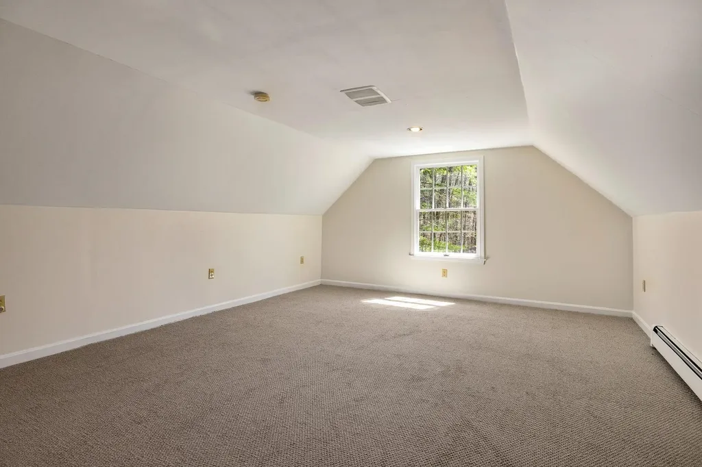 12 Shearwater Street Durham NH 03824
