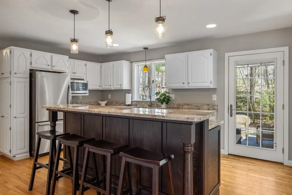 12 Shearwater Street Durham NH 03824