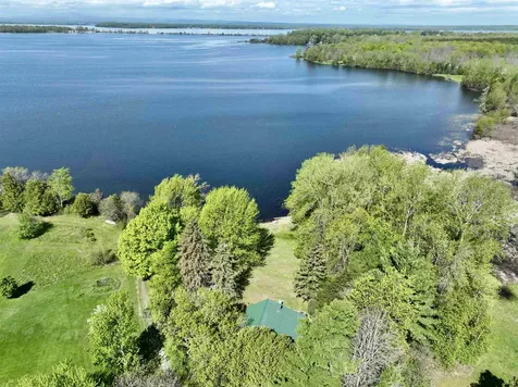 122 West View Lane North Hero VT 05474