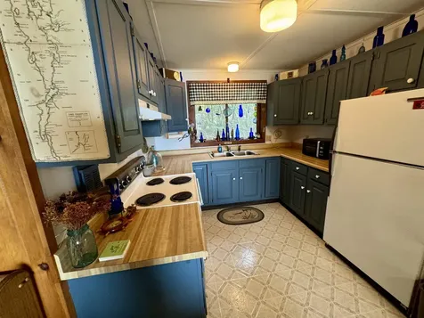 122 West View Lane North Hero VT 05474