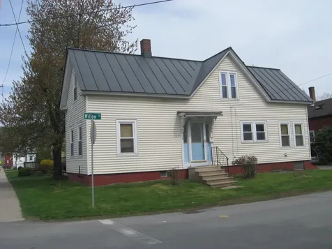 4 Willow Street Keene NH 03431