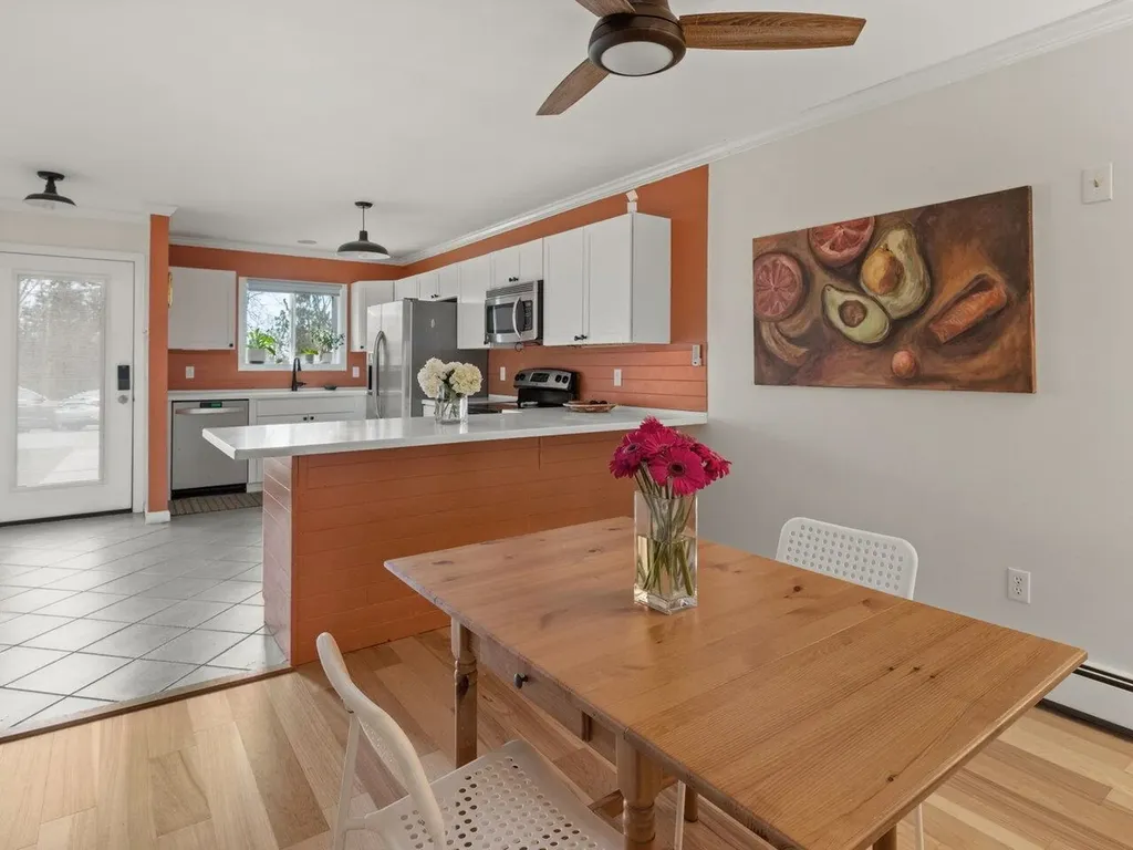 122 Locust Hill Shelburne VT 05482