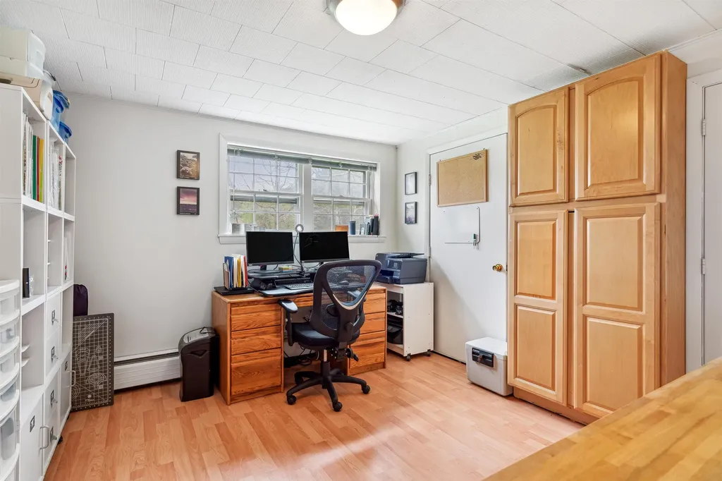 12 Woodmore Drive Hanover NH 03755