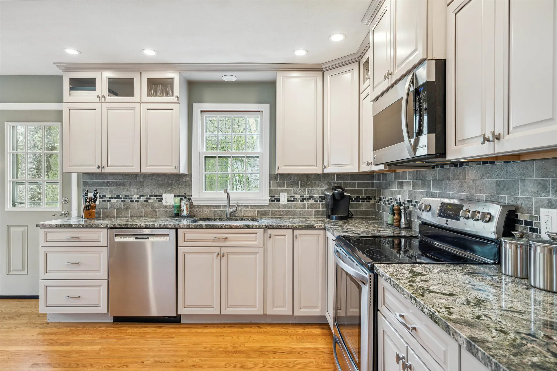 12 Woodmore Drive Hanover NH 03755