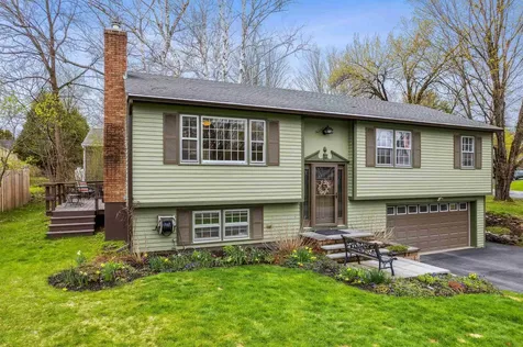 12 Woodmore Drive Hanover NH 03755