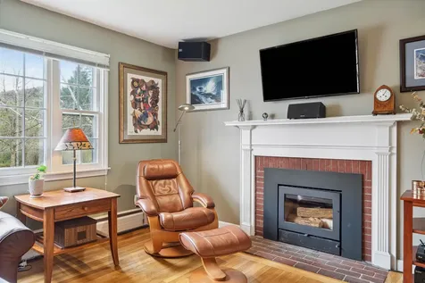 12 Woodmore Drive Hanover NH 03755