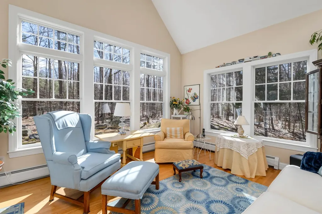 75 Pipers Point Lane Alton NH 03809