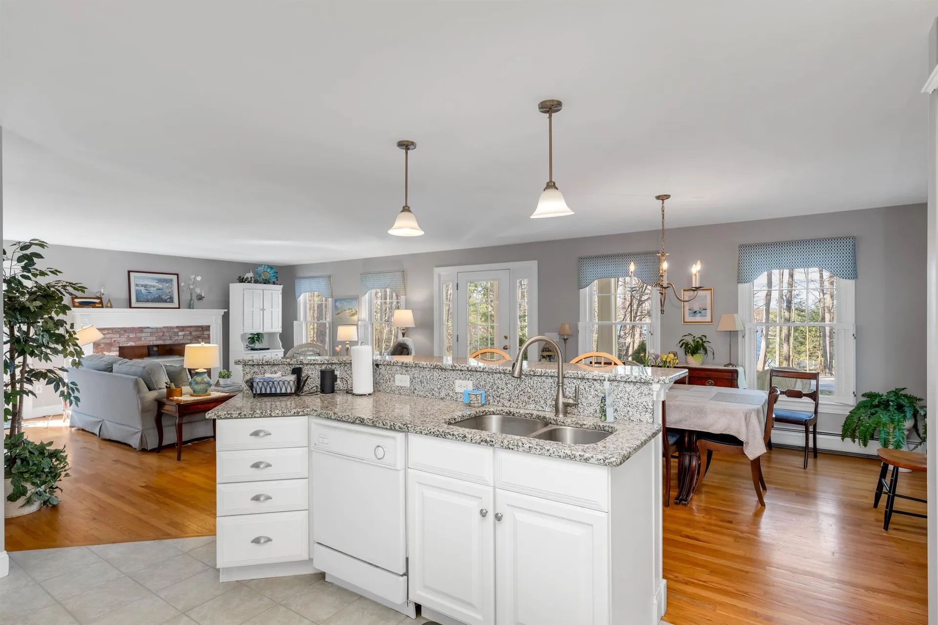 75 Pipers Point Lane Alton NH 03809