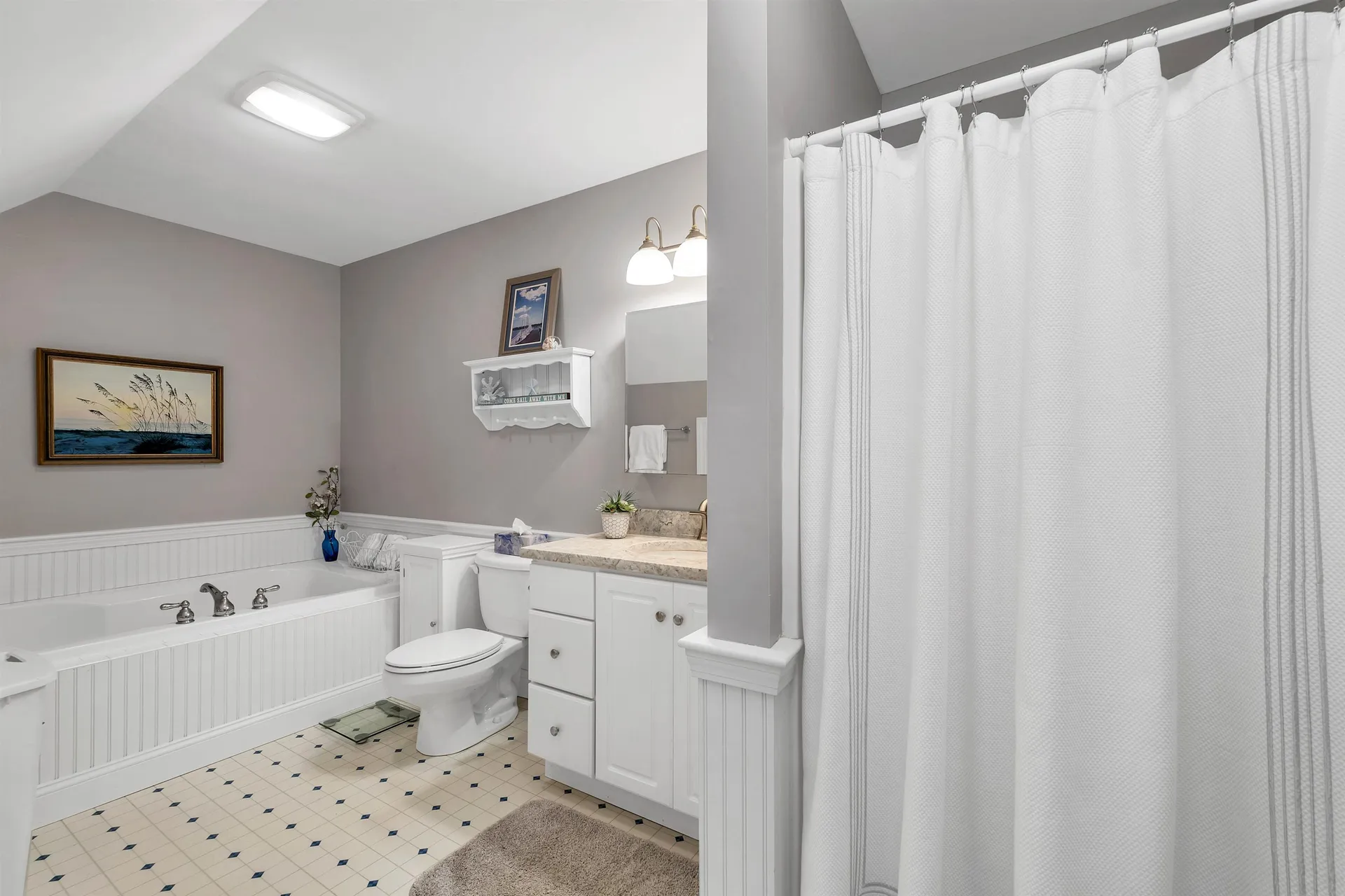 75 Pipers Point Lane Alton NH 03809