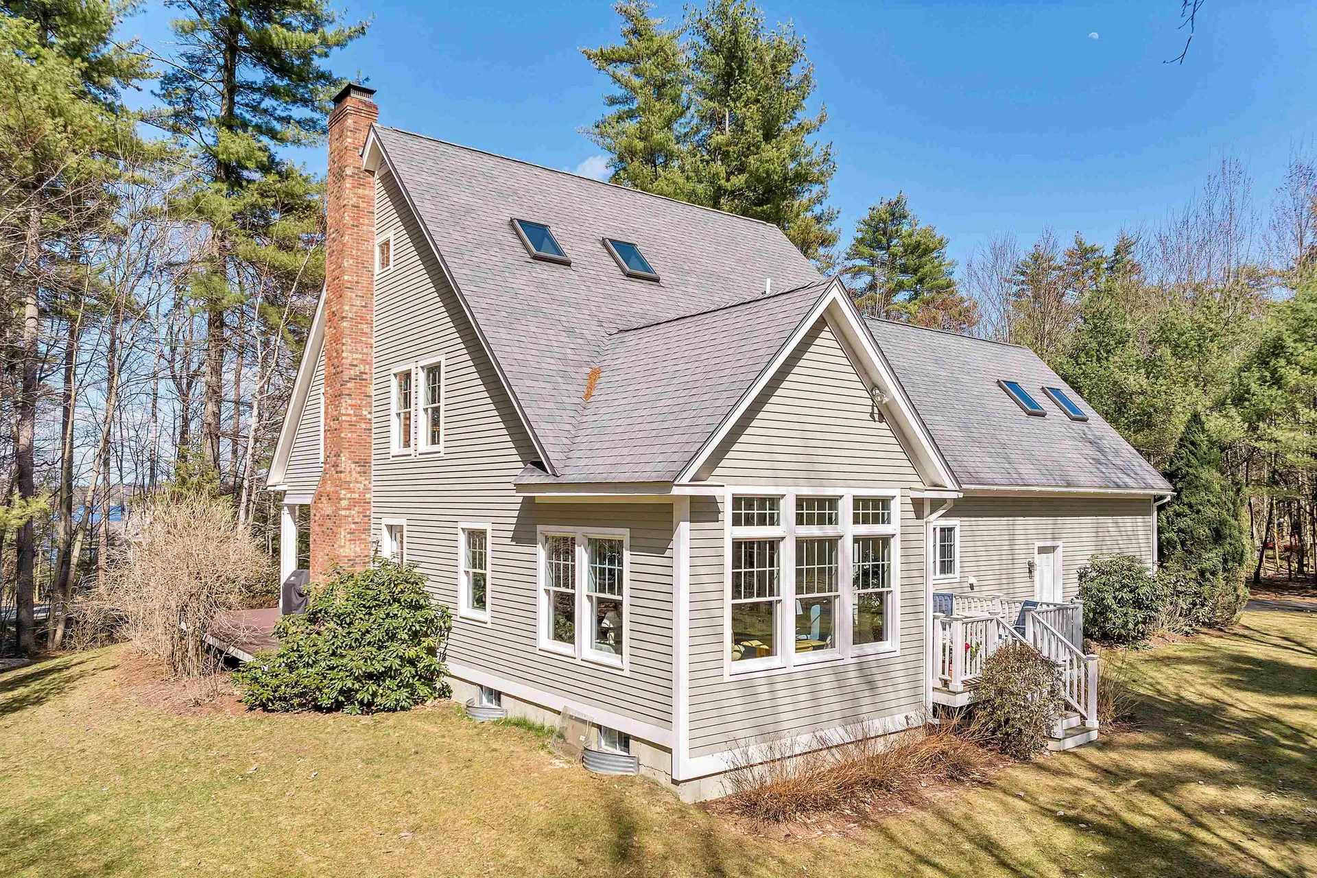 75 Pipers Point Lane Alton NH 03809