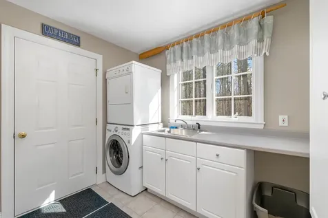 75 Pipers Point Lane Alton NH 03809