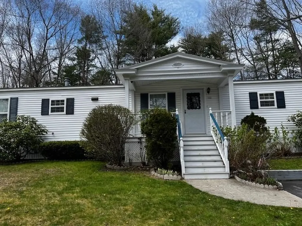 100 Cynthia Circle Seabrook NH 03874