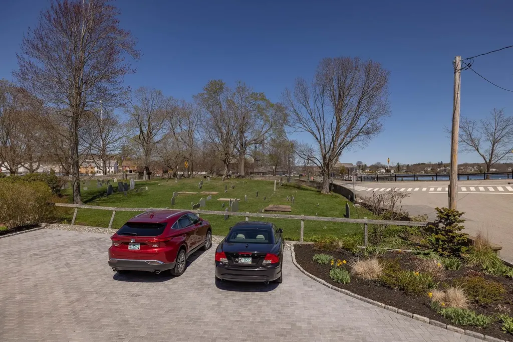213 Gates Street Portsmouth NH 03801
