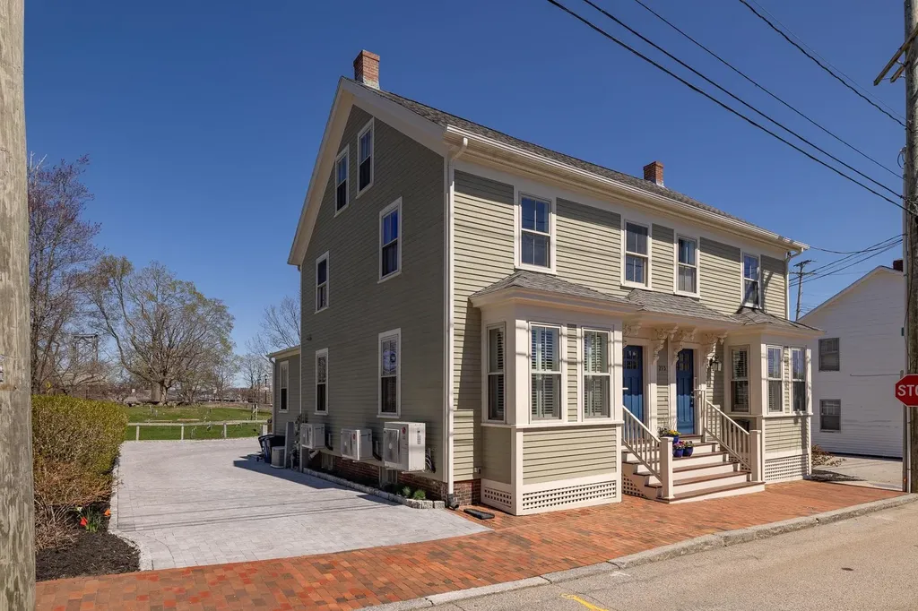 213 Gates Street Portsmouth NH 03801