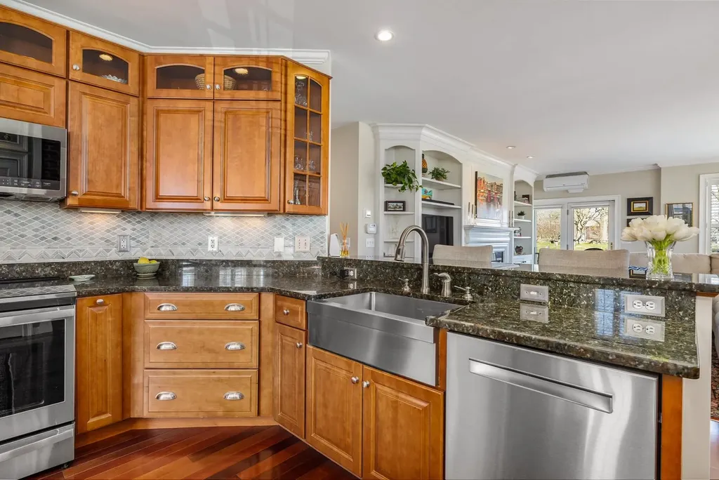 213 Gates Street Portsmouth NH 03801