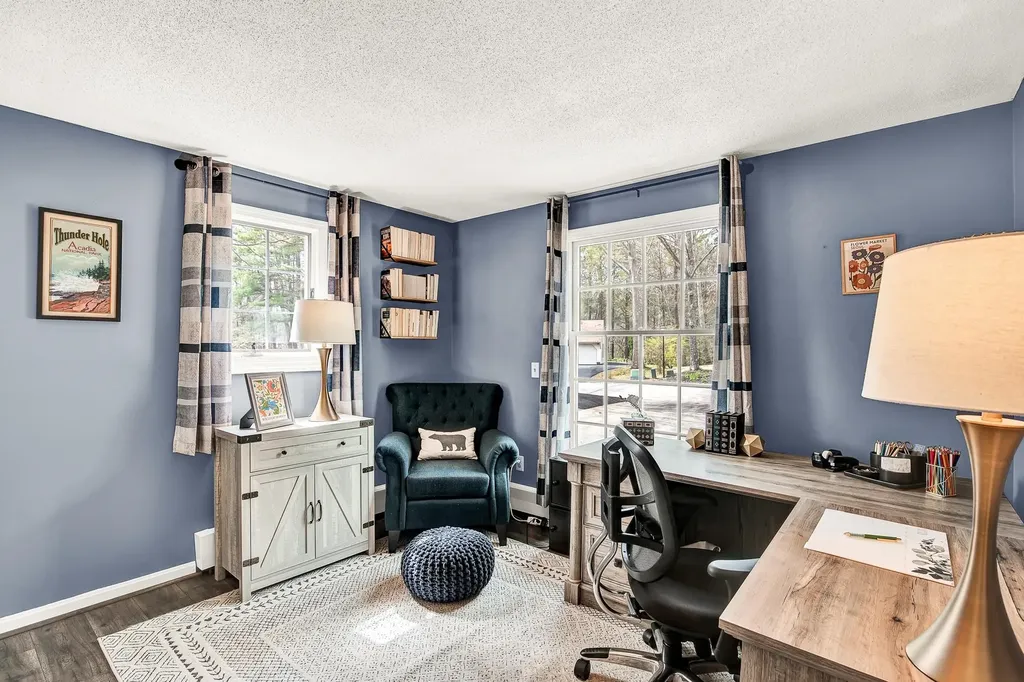 15 Lisa Beth Circle Dover NH 03820