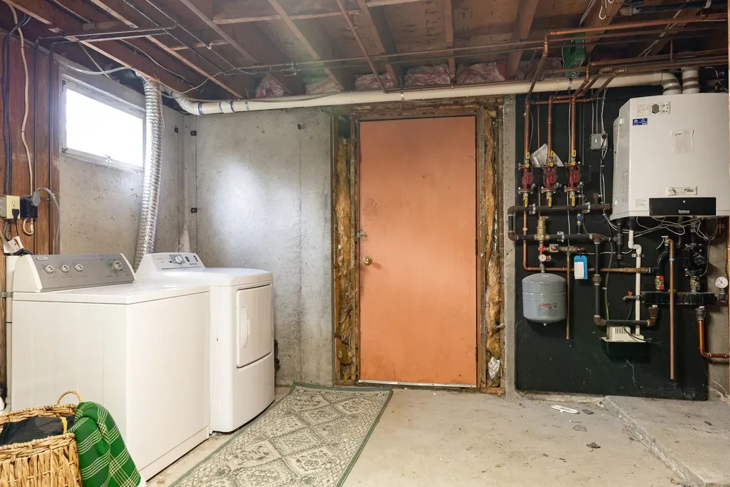 15 Lisa Beth Circle Dover NH 03820