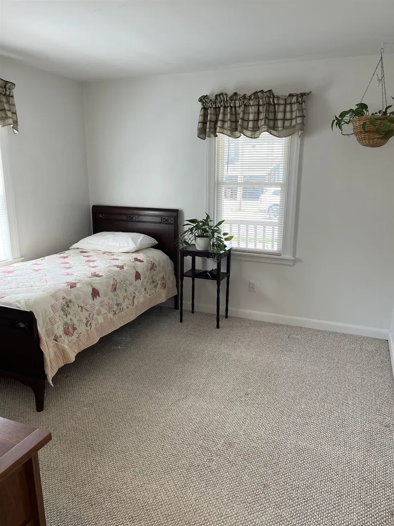 143 Woodbury Road Burlington VT 05401