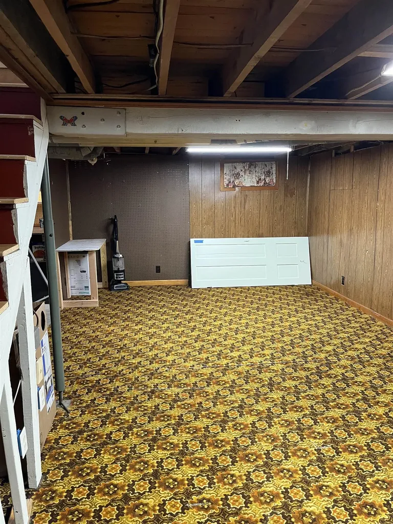 143 Woodbury Road Burlington VT 05401