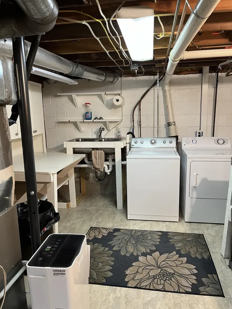 143 Woodbury Road Burlington VT 05401