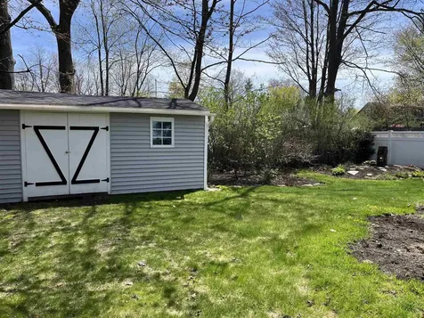 143 Woodbury Road Burlington VT 05401