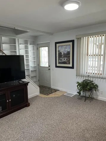 143 Woodbury Road Burlington VT 05401