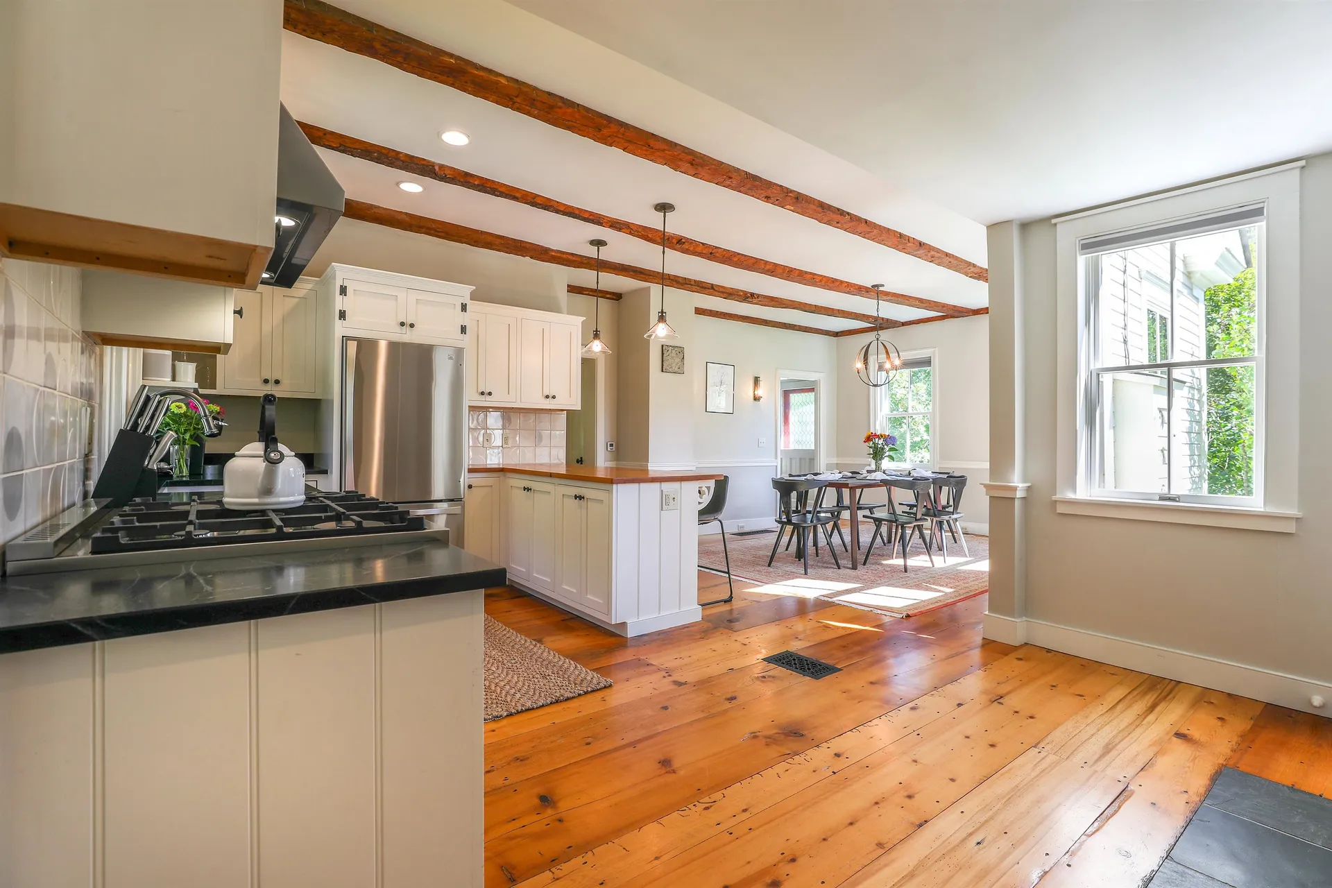 5014 South Road Woodstock VT 05071