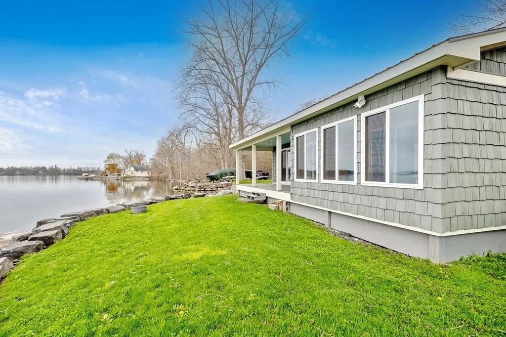 1223 Hathaway Point Road St. Albans Town VT 05478