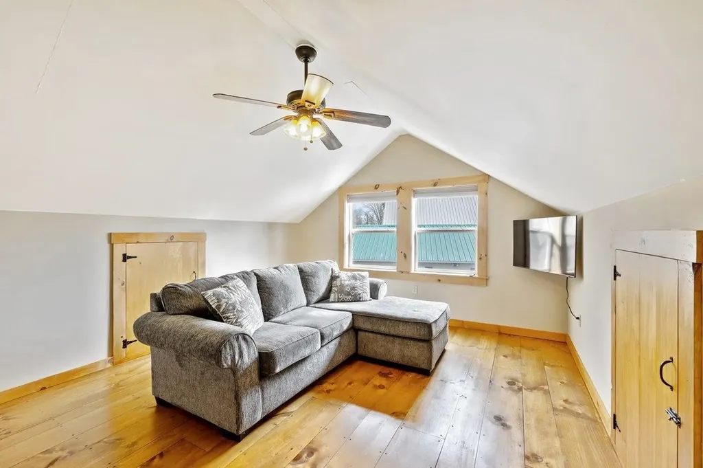 1223 Hathaway Point Road St. Albans Town VT 05478