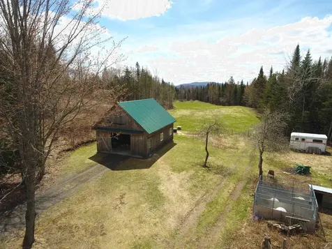 272 Trucott Drive Sheffield VT 05866