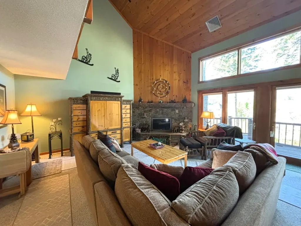 28c Greenspring Road Dover VT 05356