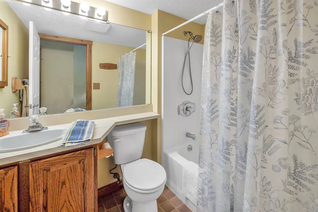 28C Greenspring Road Dover VT 05356