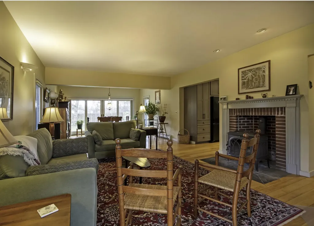 341 Mountain Road Monkton VT 05443