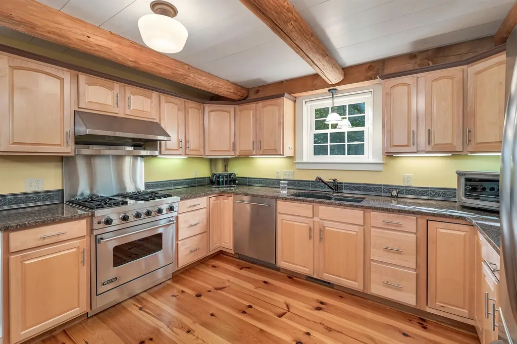 369 Stoddard Road Wolfeboro NH 03894